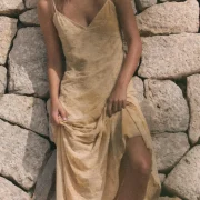 zara product image