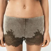 zara product image