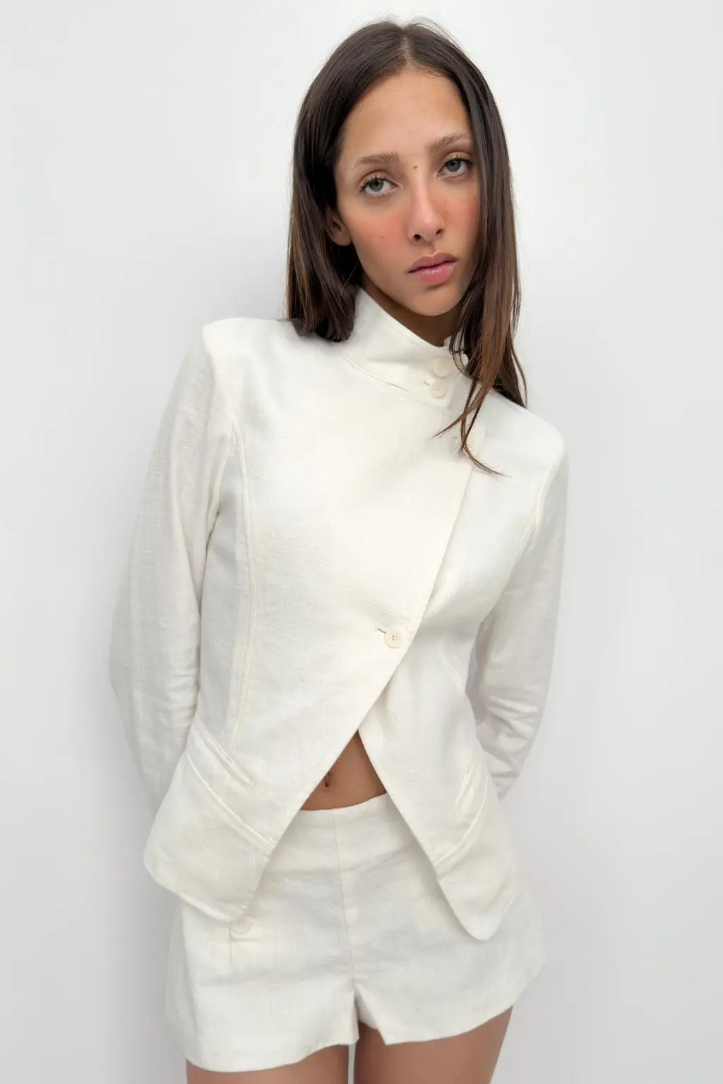 zara product image