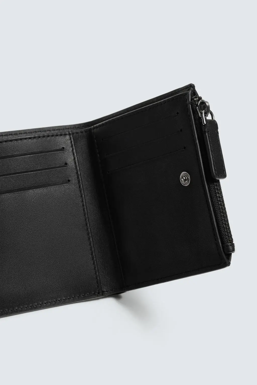 zara product image