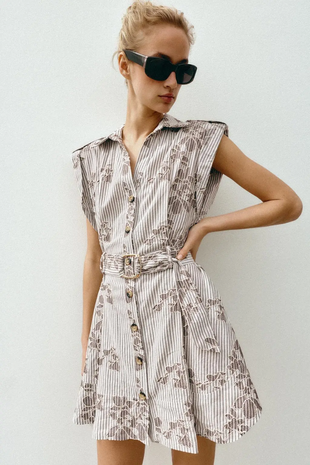 zara product image
