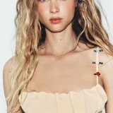 zara product image