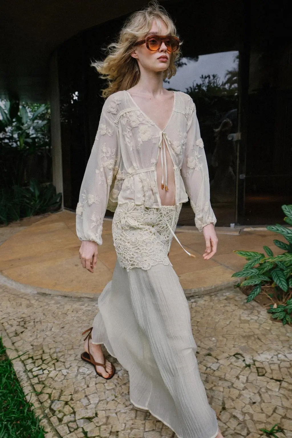 zara product image