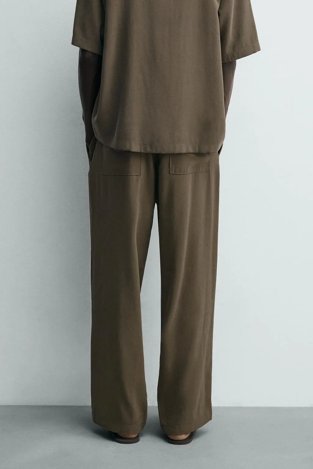 zara product image