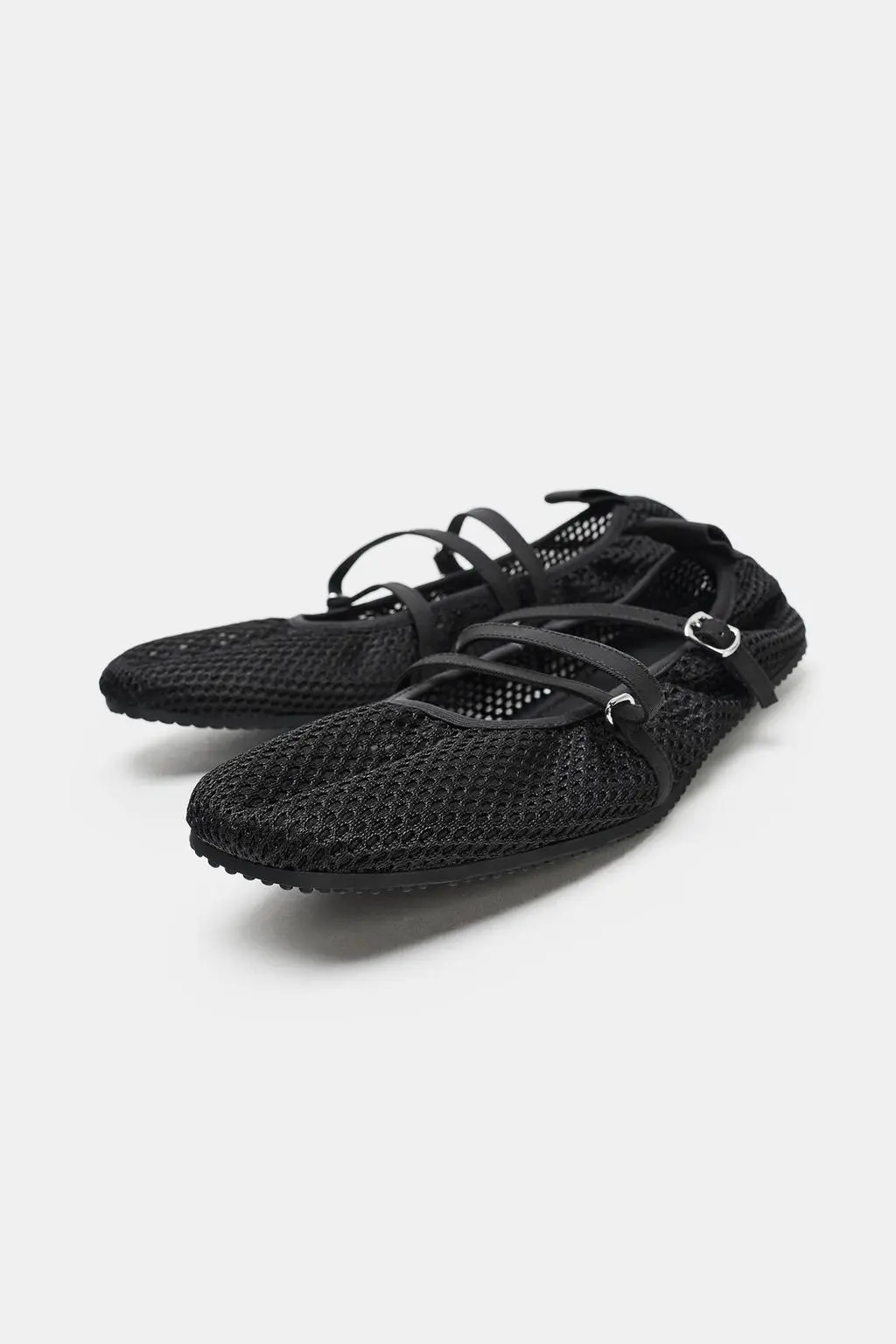 zara product image
