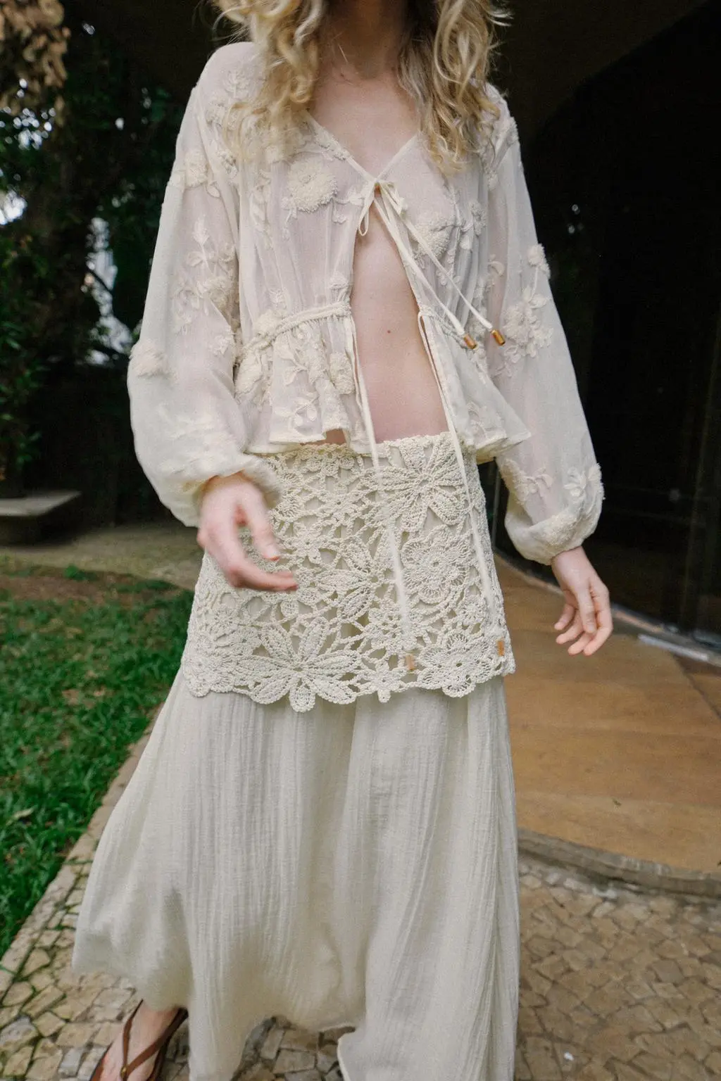 zara product image