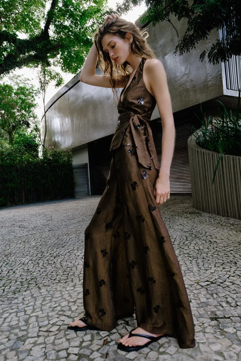 zara product image