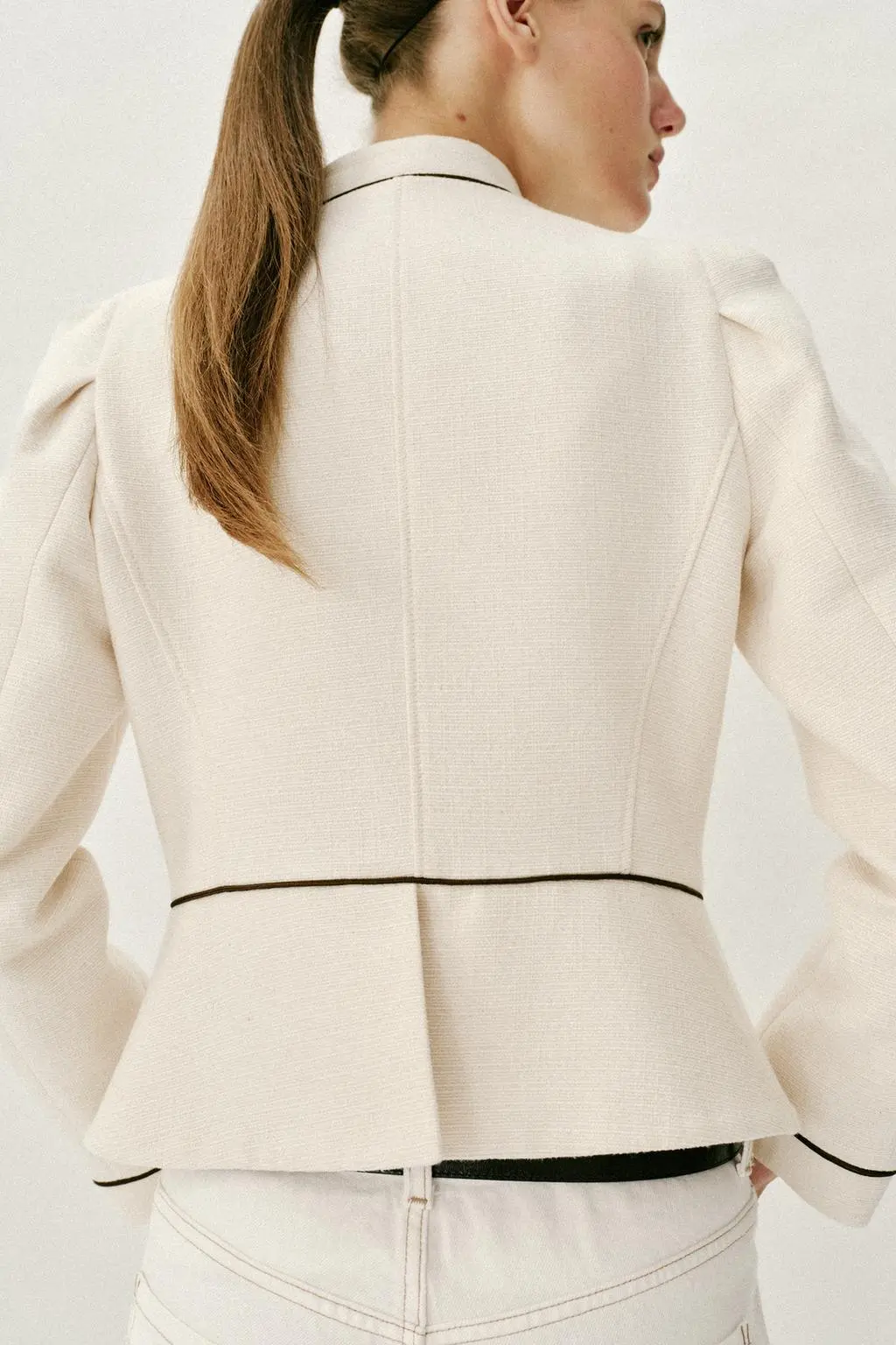zara product image