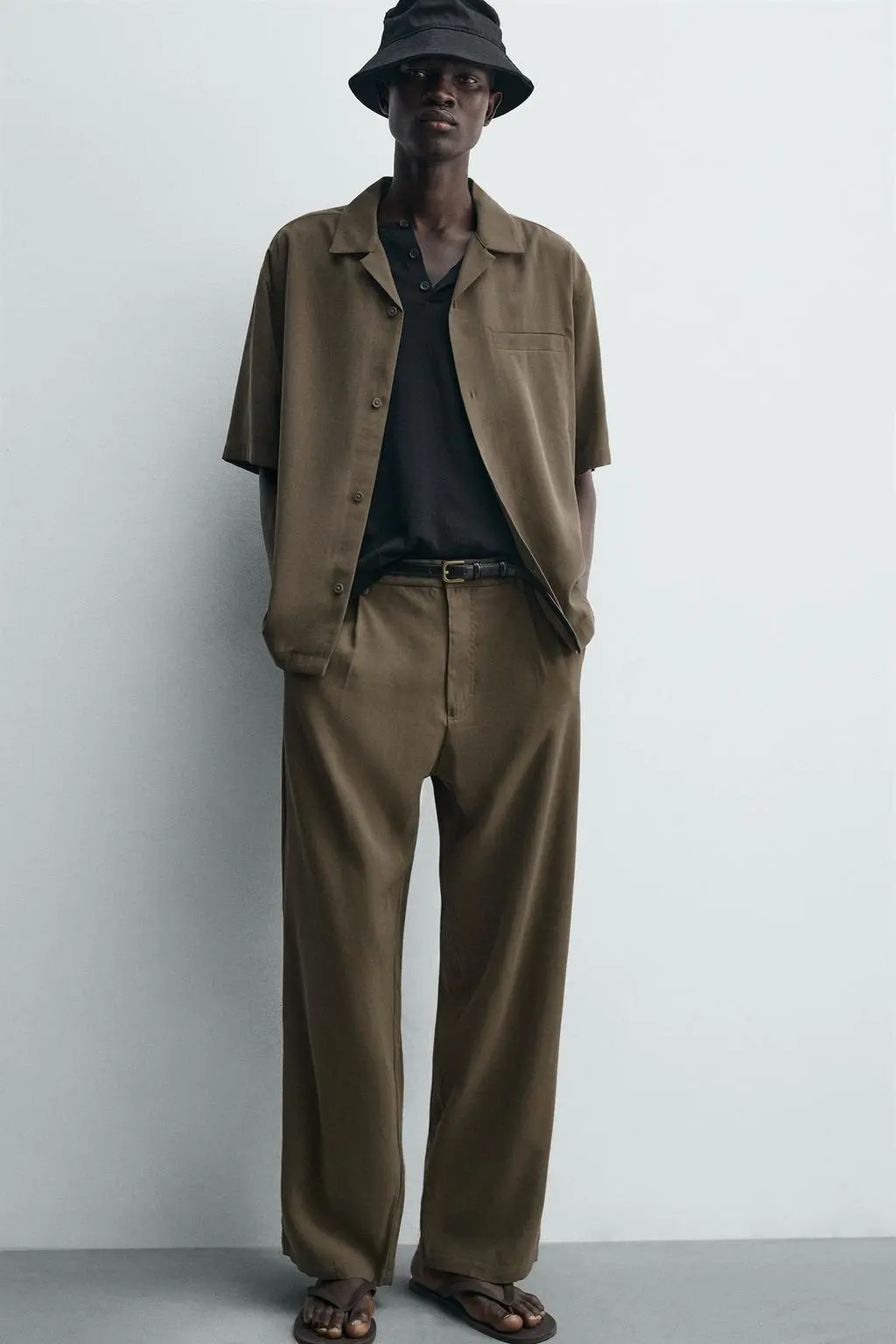 zara product image