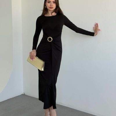 لباس سندی با اکسسوری‌های ملونی Khar