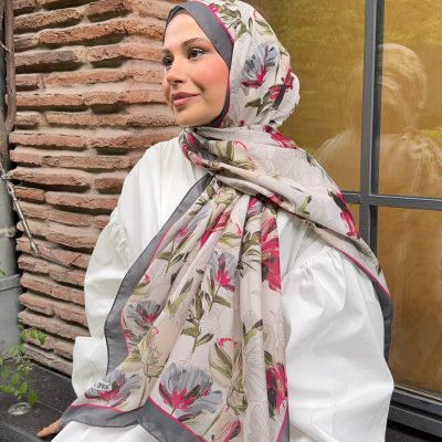 شال طرح رترو پنبه‌ای مشکی و سفید ps2 - Krem Siyah