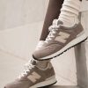 کفش یونیسکس زنانه قهوه‌ای New Balance