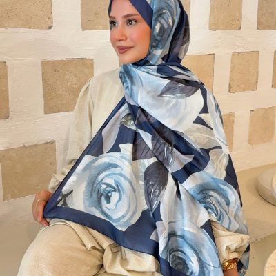 شال زنانه پنبه‌ای طرح قومی ایلهام سری مشکی و طوسی گرادیان ps136 - Lacivert-Açık Mavi Gül