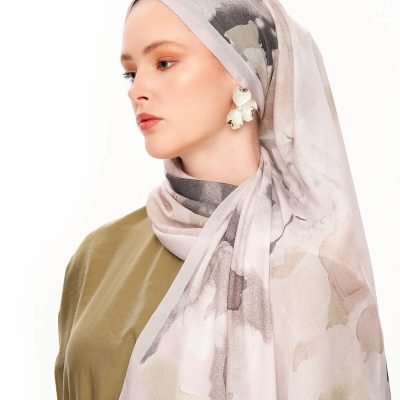 شال طرح دار فرانسوی Brume d’Amour ابریشم نرم سبز - بژ