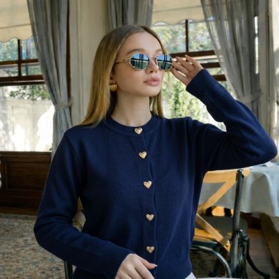 هیرکا تریکو با دکمه‌های قلبی - Lacivertt