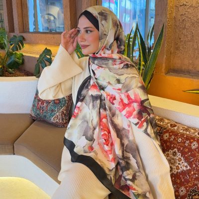 شال نخی نرم طرح‌دار Soon سری مشکی و سفید ps104 - Siyah-Turuncu