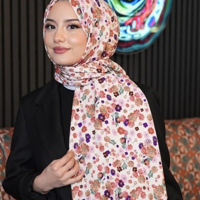 شال تسه‌تور طرح دار با پارچه کرپ - سفید