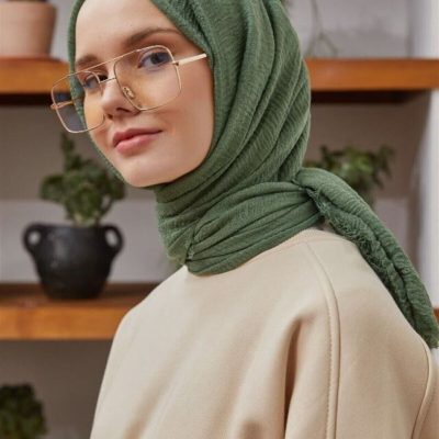شال بورومجک رنگ قهوه‌ای سوخته (بدون نیاز به اتو، بافت سبک و تنفس‌پذیر، ابعاد بزرگ و نازک) - nane