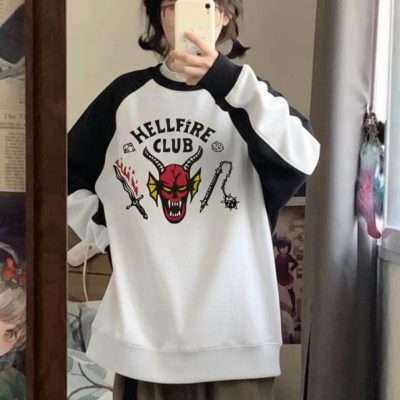 تیشرت آستین بلند اورسایز Stranger Things Hellfire Club - SW Beyaz