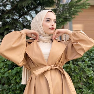 کت زنانه ترنچ مشکی با کمربند و آستین بادکنکی - شتری