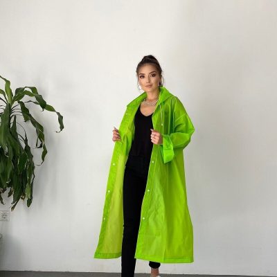 بارانی شفاف زنانه با دکمه‌های جیبی و جزئیات چیت چیت - سبز