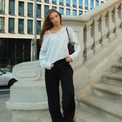 پلیور یقه‌هفت نرم و لطیف bershka
