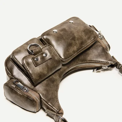 کیف دوشی چند جیبه bershka