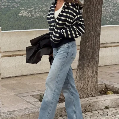 شلوار جین بوی‌فرند کمرکوتاه bershka