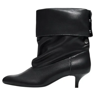 چکمه چرمی پاشنه‌دار زنانه bershka