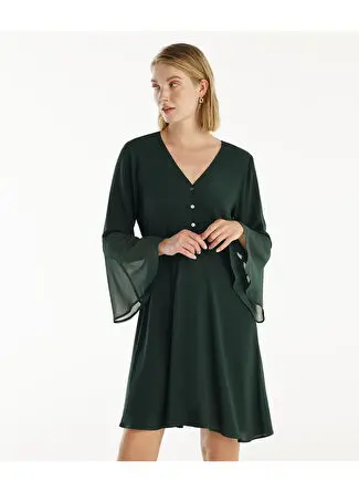 لباس مجلسی زنانه شیک با پارچه ساتن براق