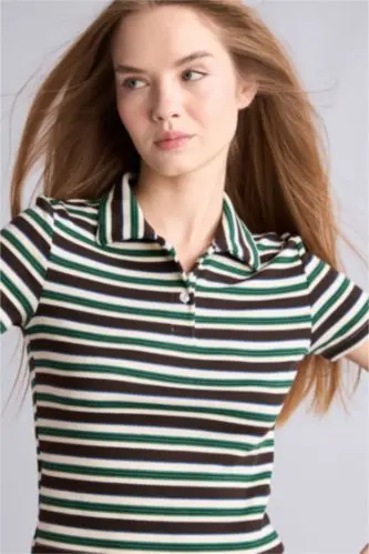 بلوز بدون آستین زنانه اکرو مدل Coool با بافت چروک Defacto
