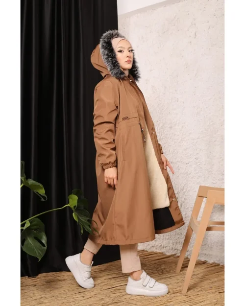 کت و کاپشن زمستانی زنانه Taba با آستر خز و ضدآب – سایز بزرگ