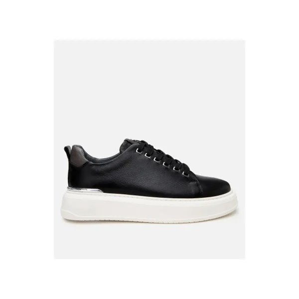 کفش اسپرت مردانه مدل 02AYH303220A100 چرم مشکی با زیره سبک Hotic
