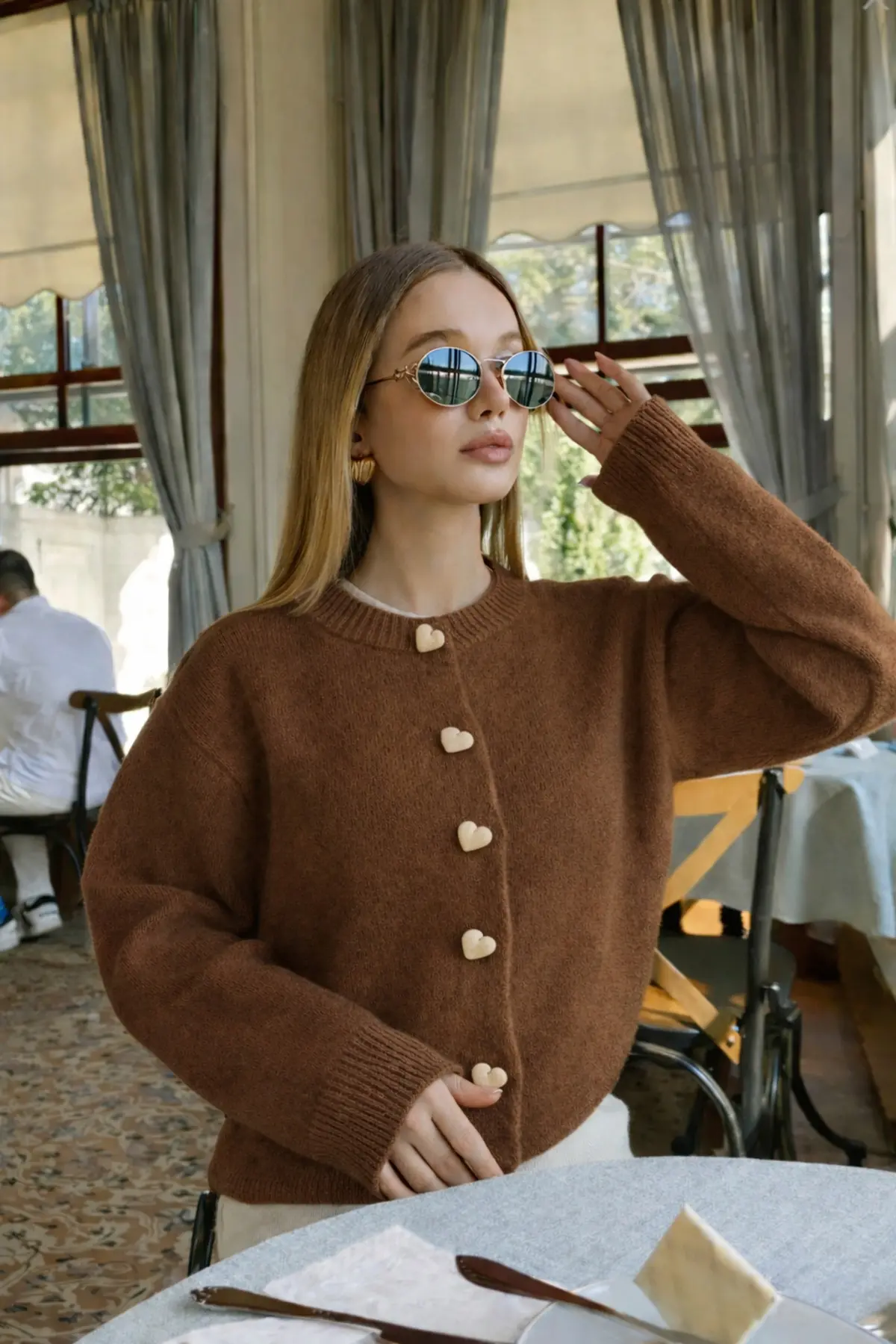 هیرکای زنانه با دکمه‌های قلبی شکل