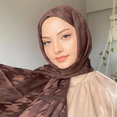 شال ابریشمی ژاکارد با طرح پای کلاغی trendyol