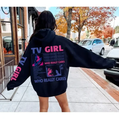 هودی زیپ‌دار یونیسکس آلبوم TV Girl Who Really Cares Aesthia