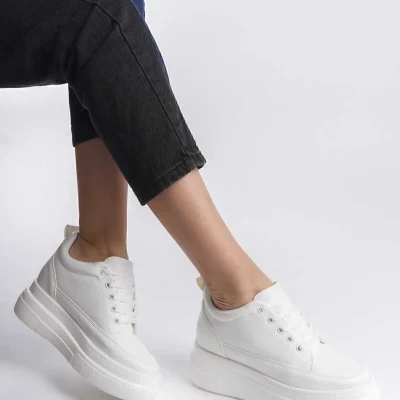 کفش اسپرت زنانه سفید پاشنه‌دار مخفی Sneaker SHE