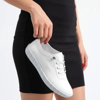 کفش چرم طبیعی زنانه سفید مدل Casual Dp62-8001 Deripabuc