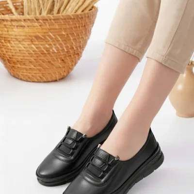 کفش بابت زنانه چرم نرم با کفی ارتوپدی و بند ASL Shoes Store