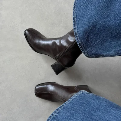 چکمه زنانه سوزنی با تفصیل تاکا Jadira Duxal Shoes