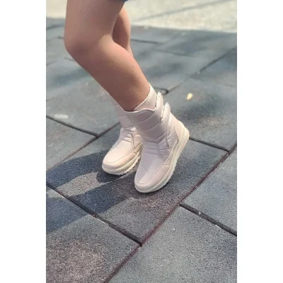 بوت زمستانی بچه گانه با آستر خز و کف ضد لغزش Zera