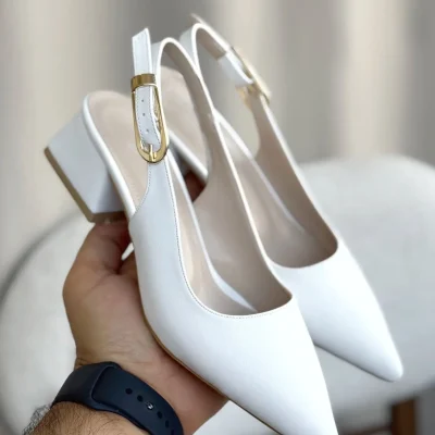 کفش زنانه پاشنه کوتاه با بند ملی - سفید چرم Goffshoes