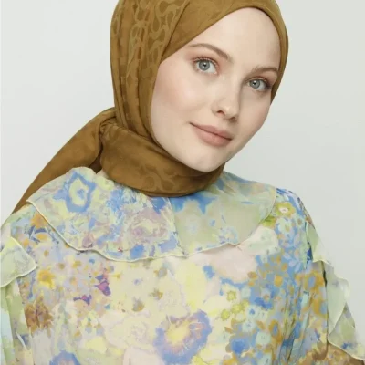 شال ابریشم ژاکارد طرح والور بلوم رنگ سبز پاییزی