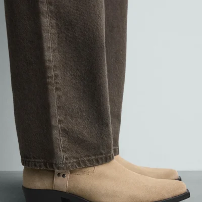 بوت چرمی دِرِی با تزئینات بند و سگک zara