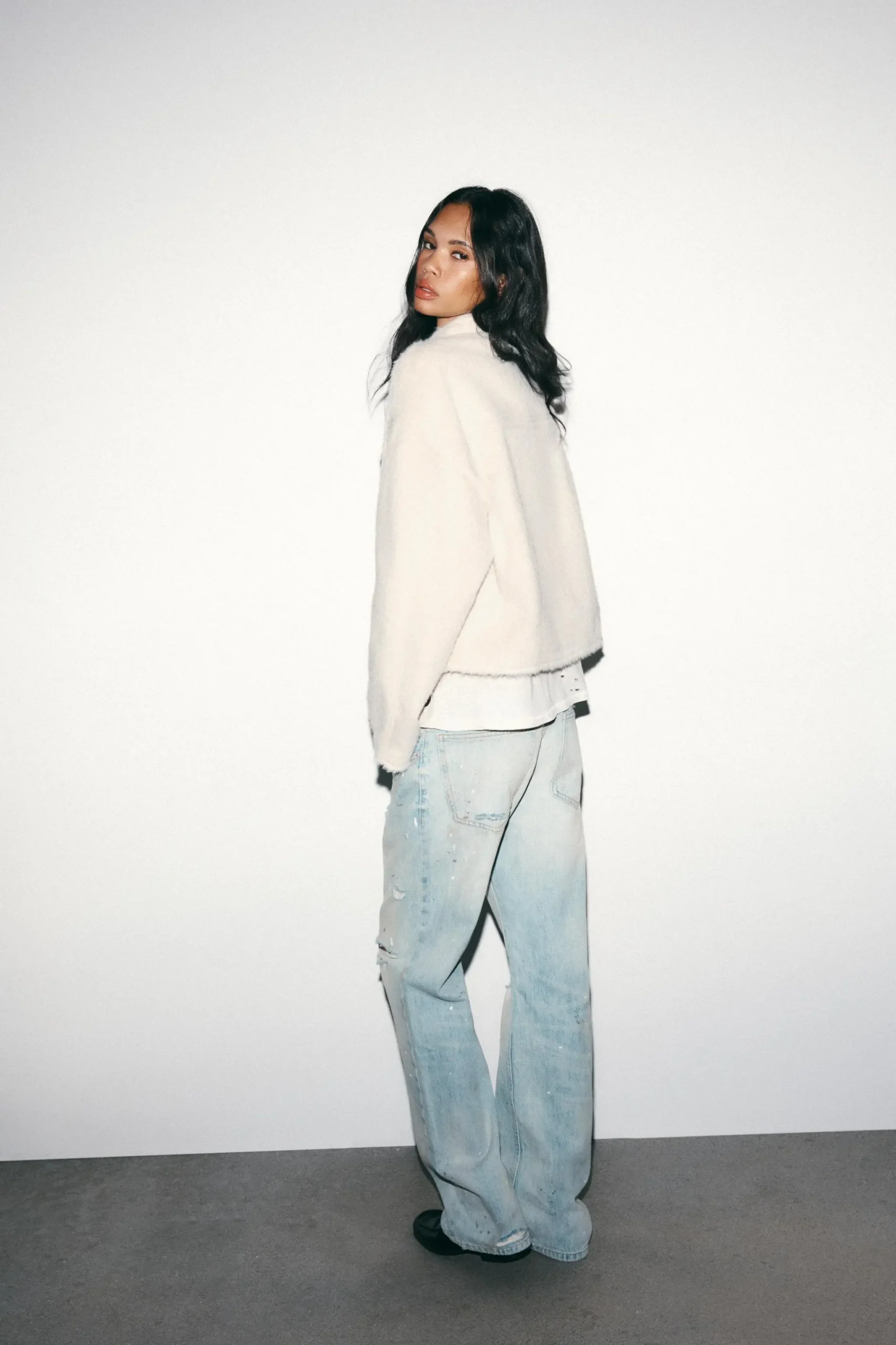 zara product image