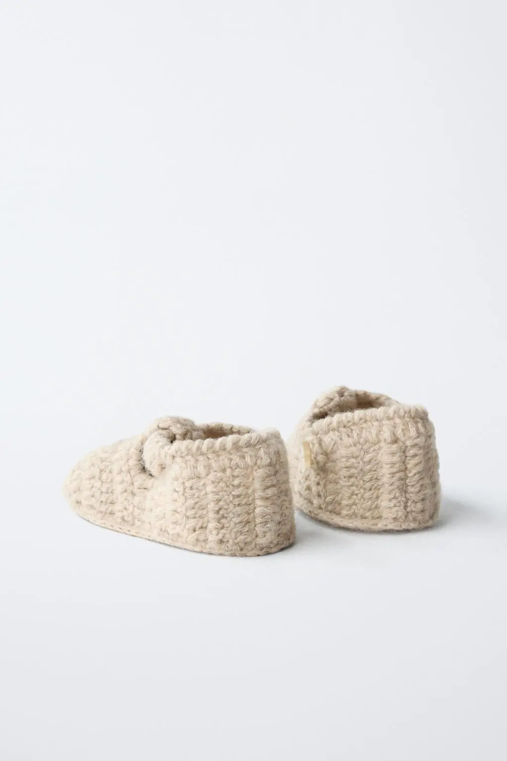 zara product image