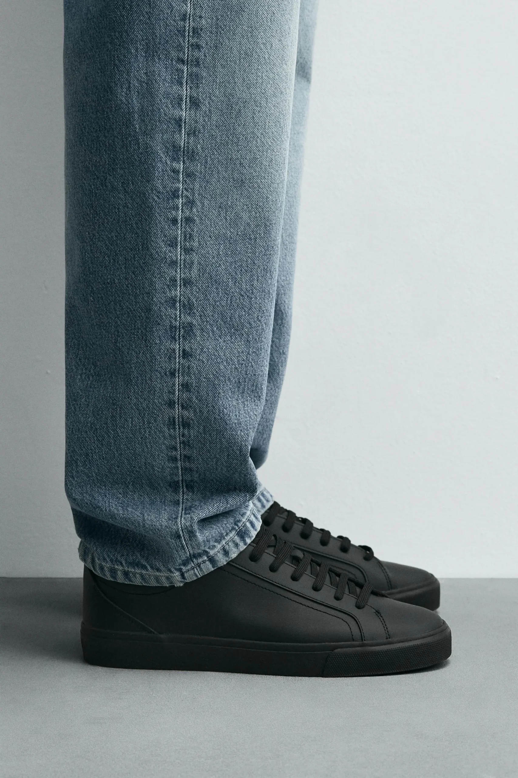 zara product image