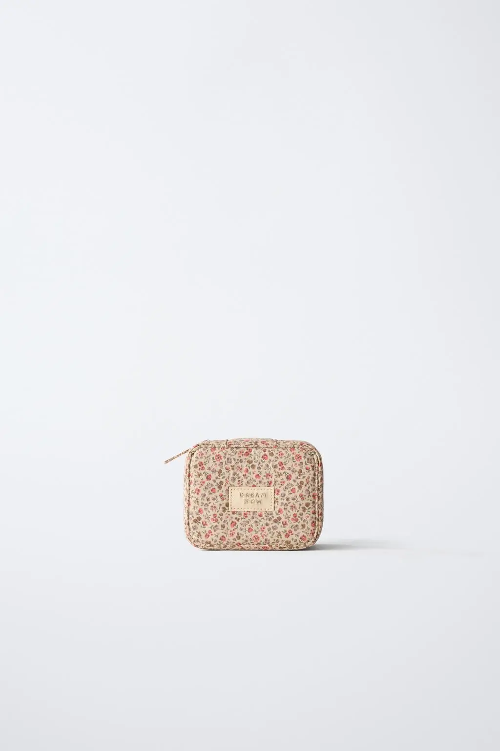 zara product image