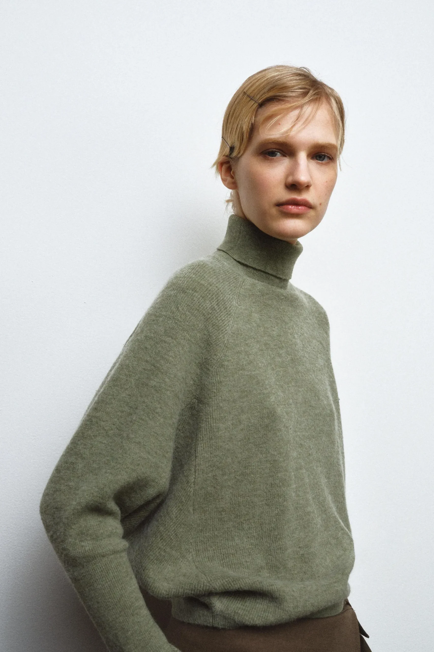 zara product image