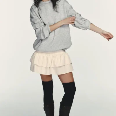 تی‌وستیدو زنانه با پارچه کرپ و دوخت ظریف zara